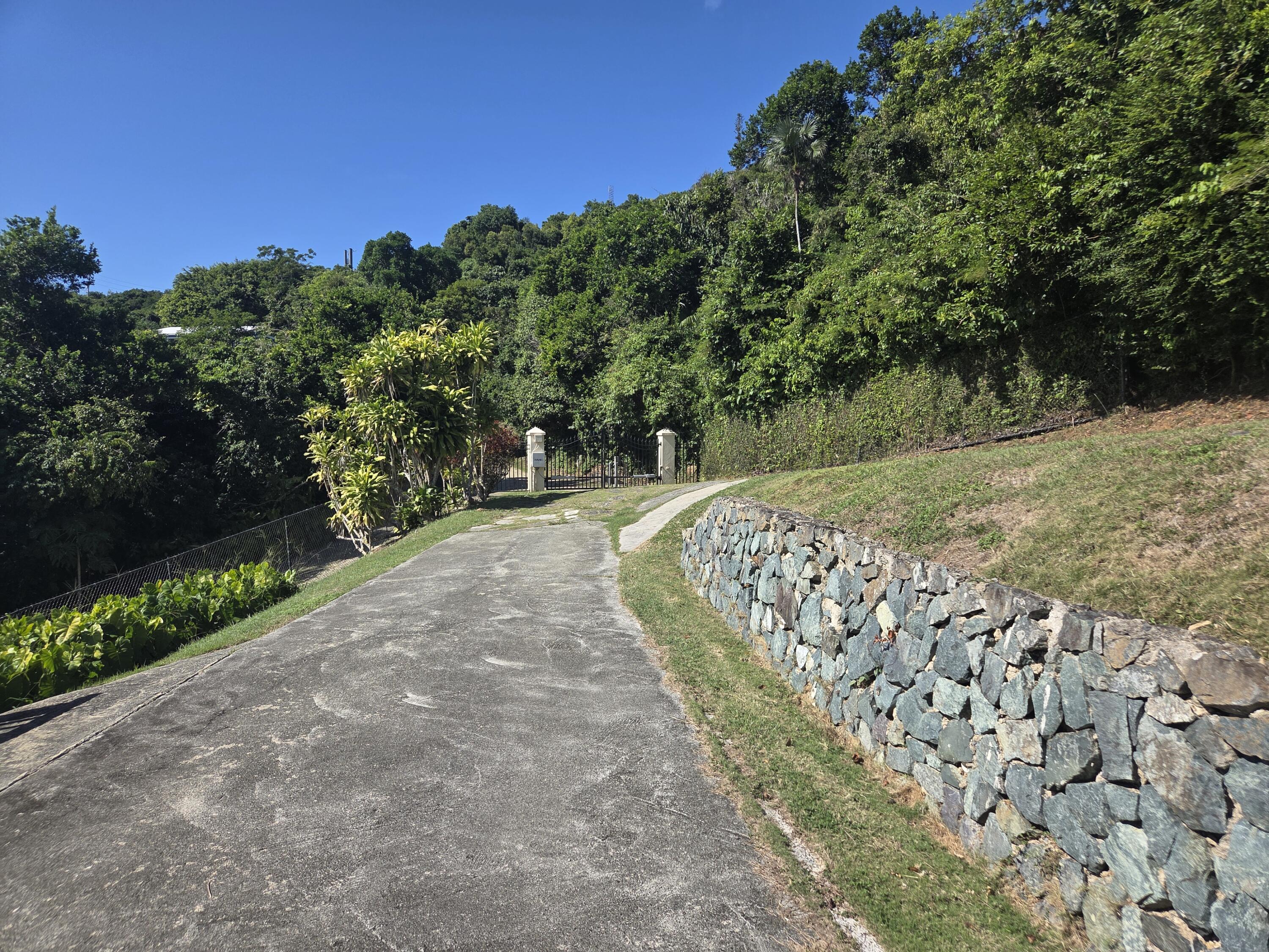 19-r Solberg Lns, St. Thomas, 00802, MLS# 25-2253 | Sea Glass Properties