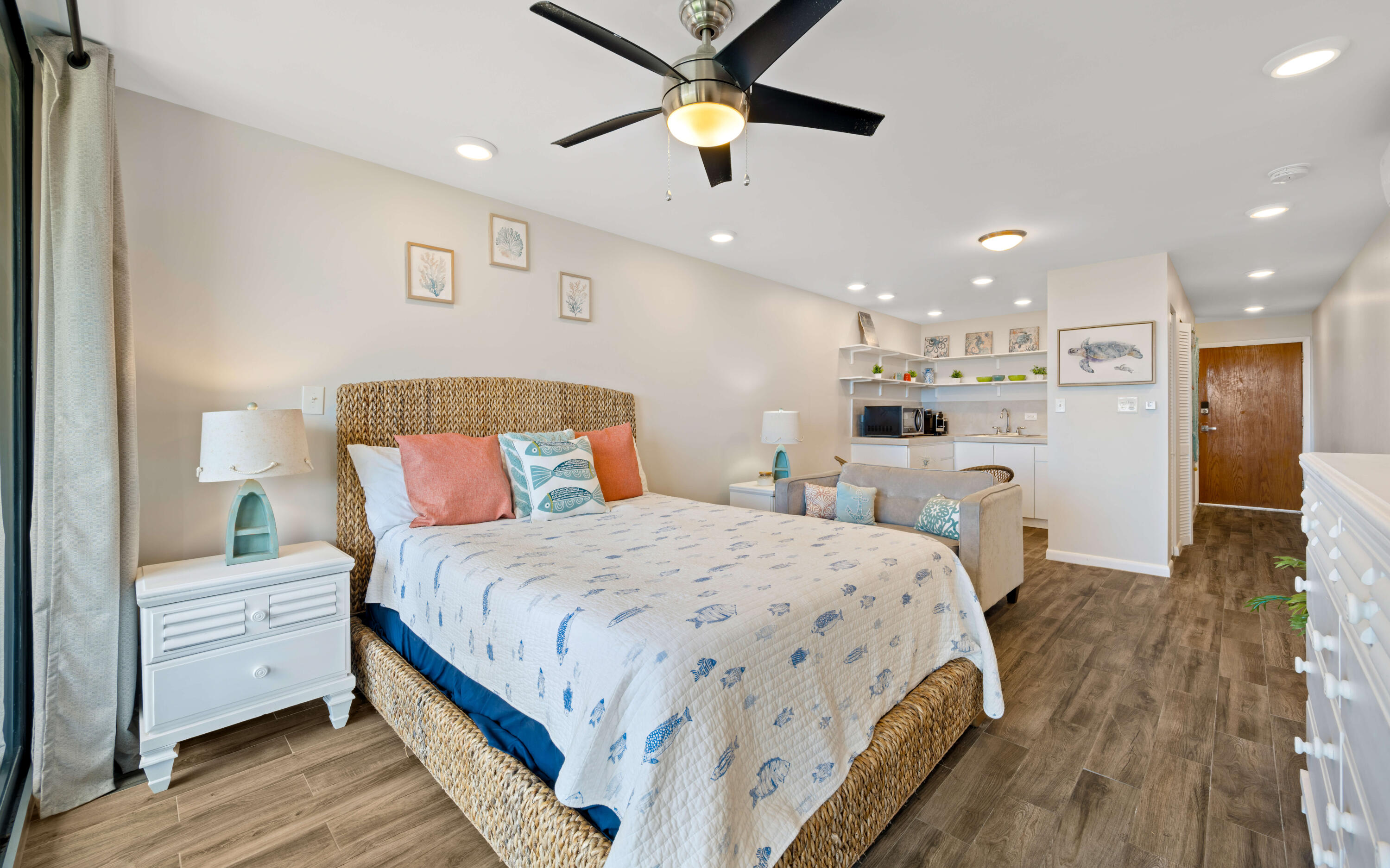 310 Smith Bay Ee, St. Thomas, 00802, MLS# 26-1916 | Sea Glass Properties